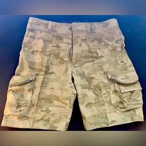 Kuhl Ambush Cargo Shorts: Green Camo 34x10